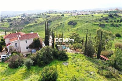 16687-villa-for-sale-in-monagroullifull