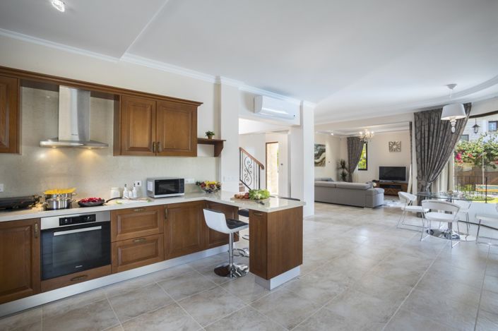 Image No.11-Villa de 4 chambres à vendre à Argaka