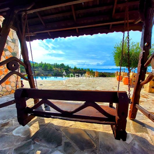 Image No.10-Villa de 5 chambres à vendre à Pomos