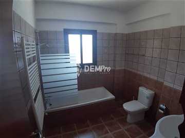 27346-villa-for-sale-in-pomosfull