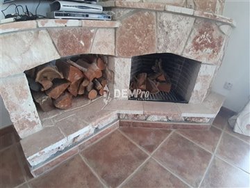 27347-villa-for-sale-in-pomosfull