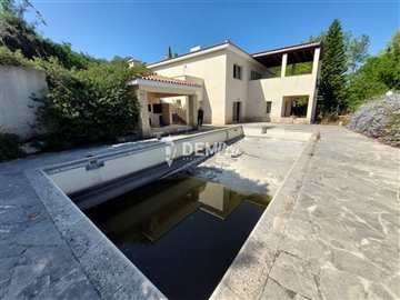 36100-villa-for-sale-in-koilifull