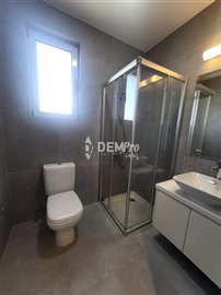 37645-villa-for-sale-in-chlorakafull