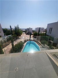 37642-villa-for-sale-in-chlorakafull