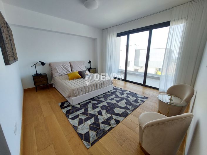 Image No.7-3 Bed Villa for sale