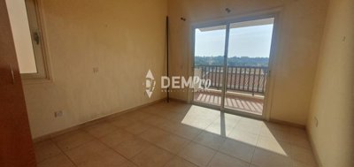 41098-apartment-for-sale-in-chlorakafull