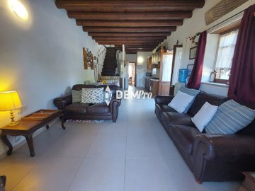 43272-villa-for-sale-in-arodesfull