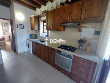 43275-villa-for-sale-in-arodesfull