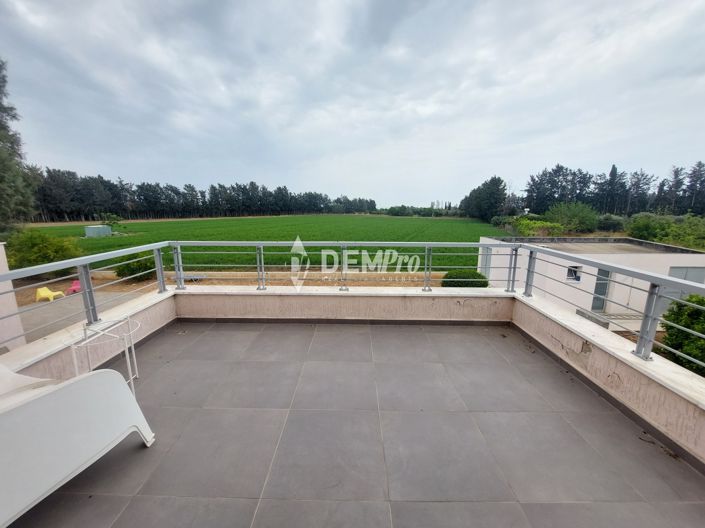 Image No.20-Villa de 5 chambres à vendre à Yeroskipou