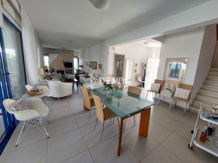 Image No.15-5 Bed Villa for sale