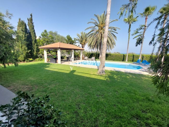 Image No.6-5 Bed Villa for sale