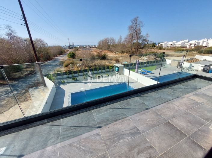 Image No.15-Villa de 4 chambres à vendre à Chlorakas