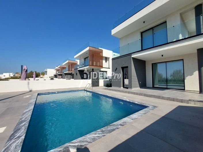 Image No.2-Villa de 4 chambres à vendre à Chlorakas