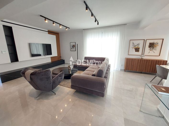 Image No.3-Villa de 4 chambres à vendre à Chlorakas