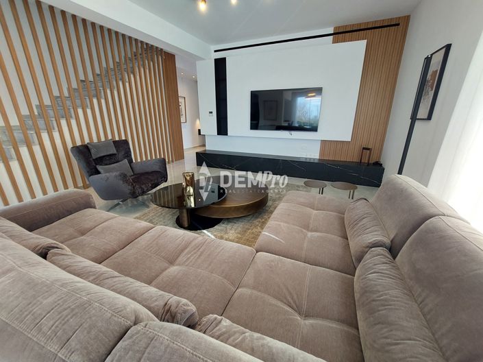 Image No.4-Villa de 4 chambres à vendre à Chlorakas