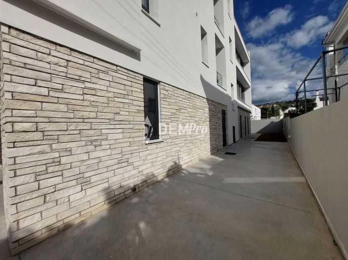 Image No.22-2 Bed Apartment for sale