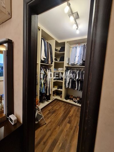 Image No.10-6 Bed Villa for sale