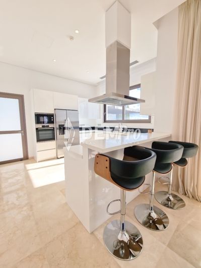 Image No.17-3 Bed Villa for sale