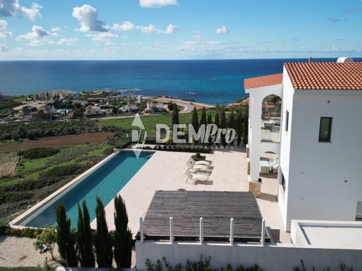 Image No.52-3 Bed Villa for sale