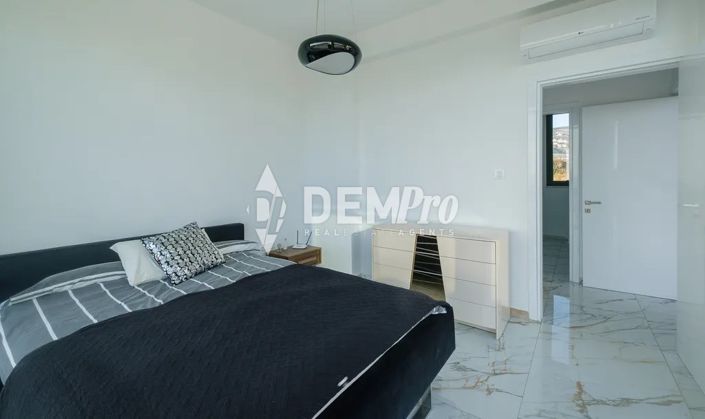 Image No.16-Villa de 4 chambres à vendre à Peyia