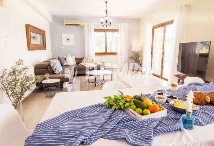 Image No.2-4 Bed Villa for sale