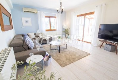 54886-villa-for-sale-in-peyia-st-georgefull