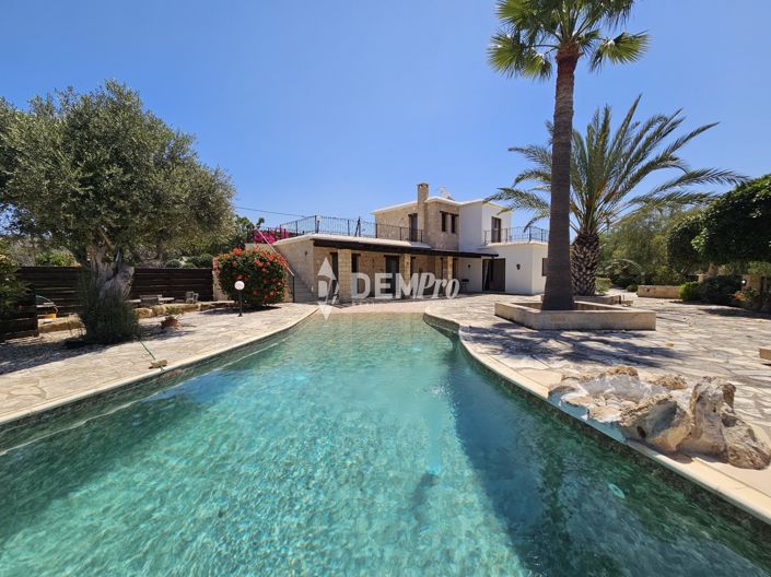 Image No.4-3 Bed Villa for sale