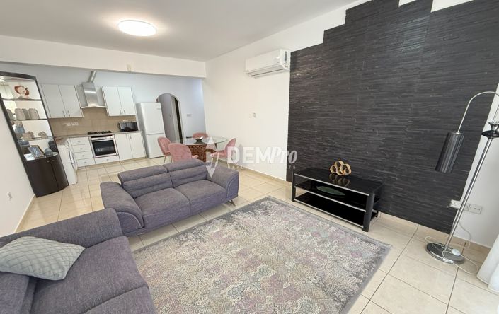 Image No.2-Appartement de 2 chambres à vendre à Peyia