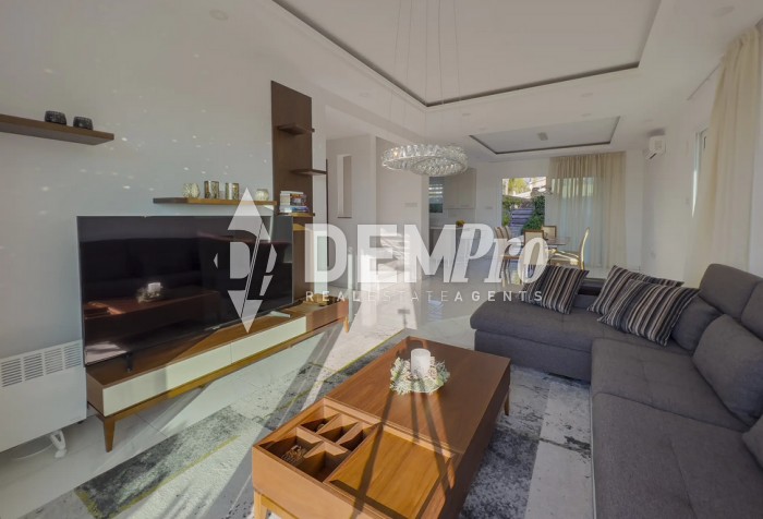 Image No.3-3 Bed Villa for sale