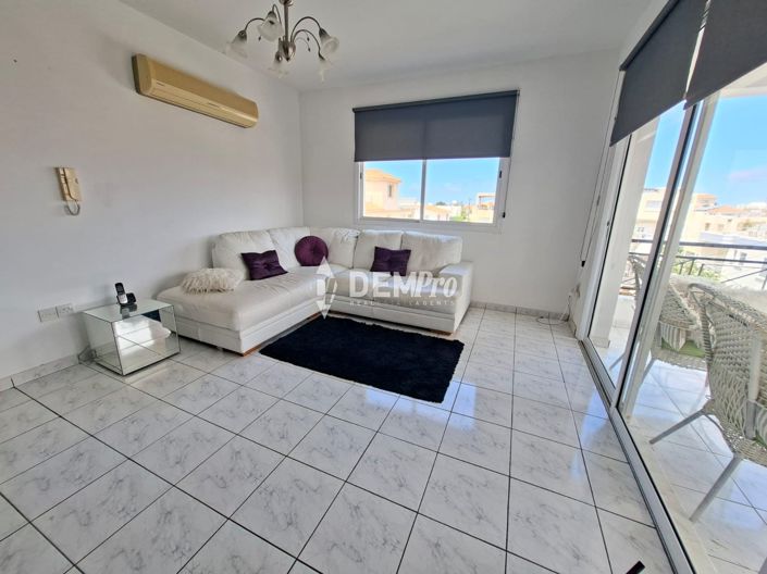 Image No.2-Appartement de 2 chambres à vendre à Yeroskipou