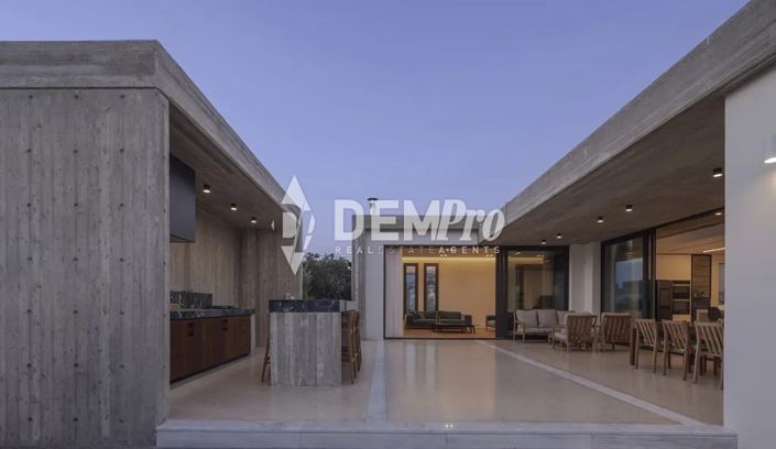 Image No.4-4 Bed Bungalow for sale