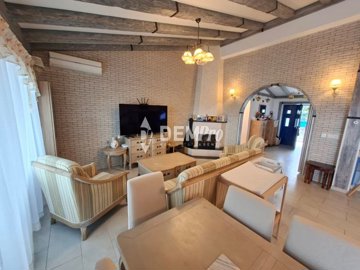 56554-villa-for-sale-in-peyia-coral-bayfull