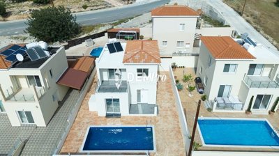56590-villa-for-sale-in-talafull