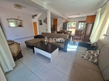 57093-house-for-sale-in-peyiafull