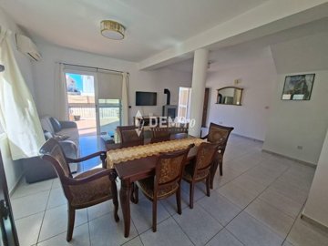 57103-house-for-sale-in-peyiafull