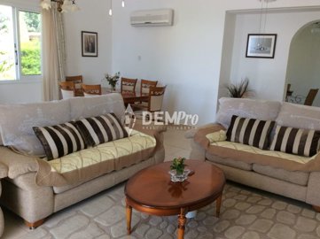 58105-villa-for-sale-in-peyiafull
