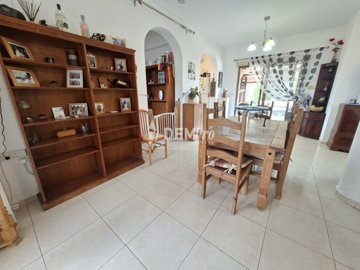58820-villa-for-sale-in-embafull