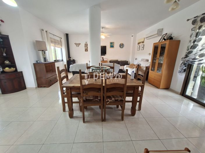 Image No.6-3 Bed Villa for sale