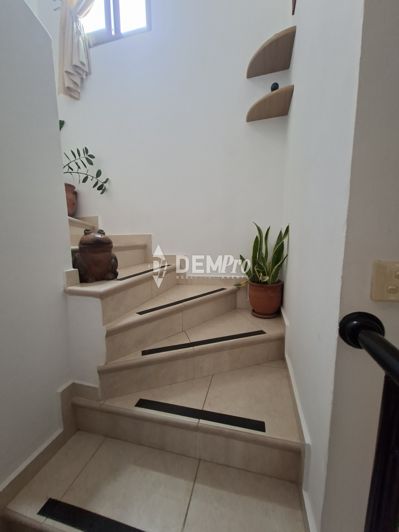 Image No.9-3 Bed Villa for sale