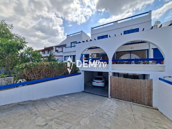 Image No.1-2 Bed Villa for sale