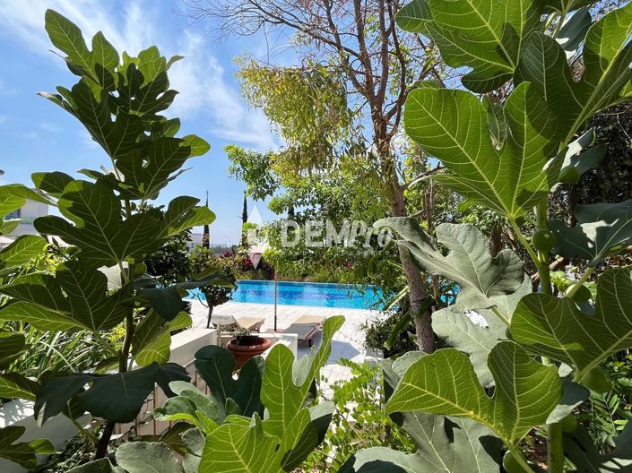 Image No.15-2 Bed Villa for sale