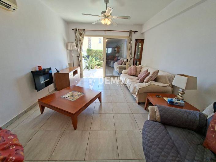 Image No.2-Appartement de 2 chambres à vendre à Peyia