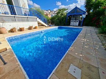 60510-villa-for-sale-in-peyiafull