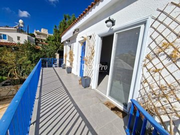 60509-villa-for-sale-in-peyiafull