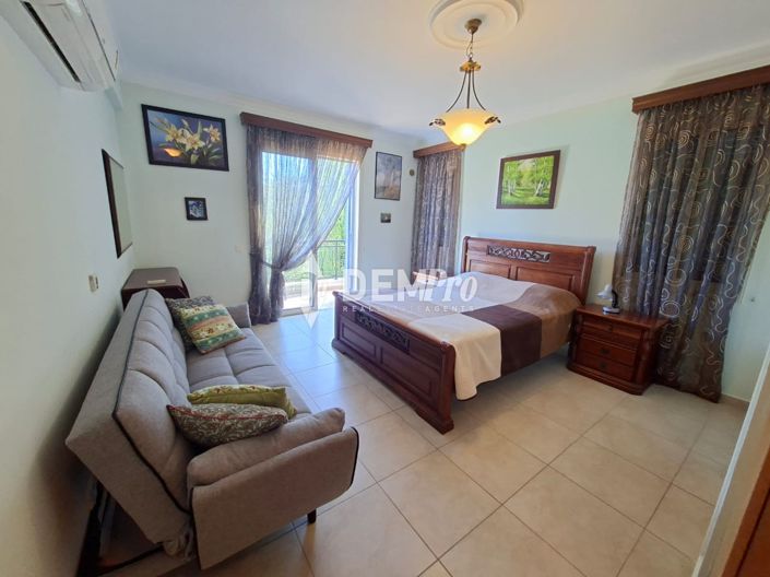 Image No.14-3 Bed Villa for sale