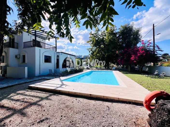 Image No.24-3 Bed Villa for sale