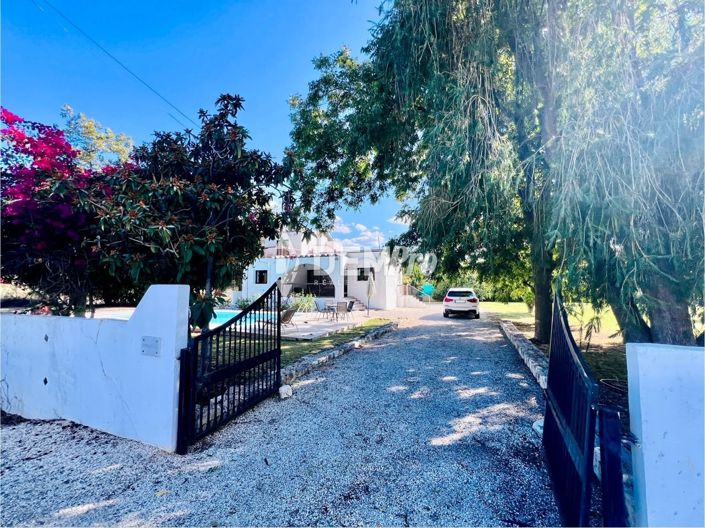 Image No.29-3 Bed Villa for sale