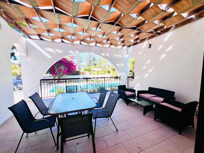 Image No.18-3 Bed Villa for sale