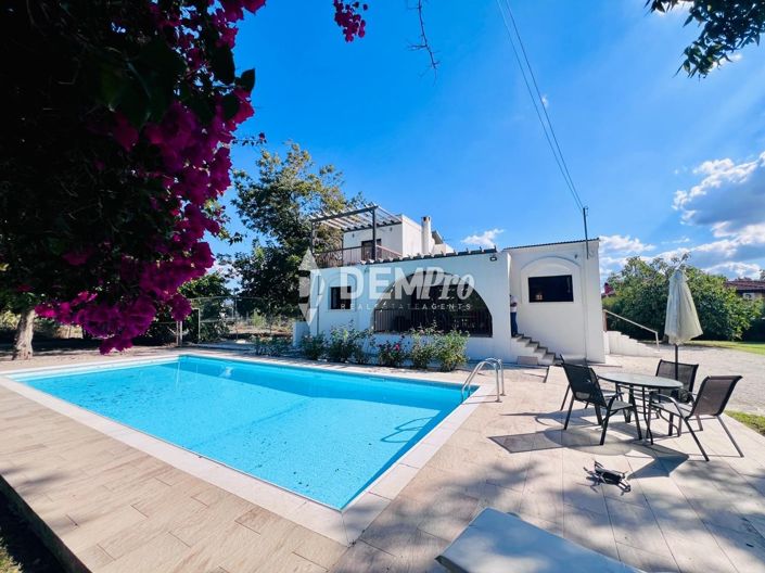 Image No.34-3 Bed Villa for sale