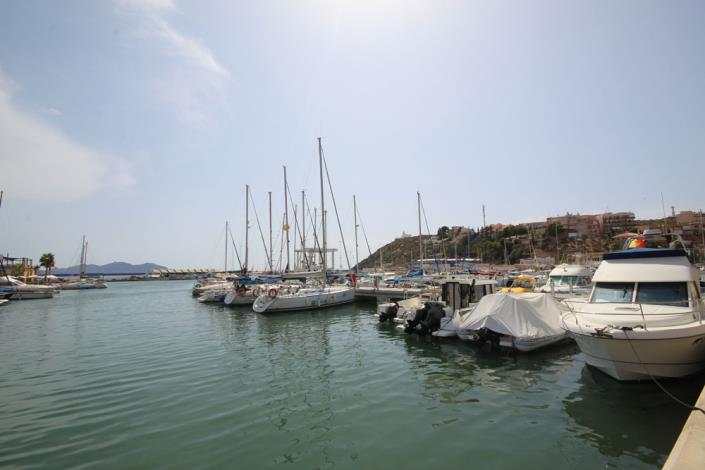 Image No.21-Commercial for sale